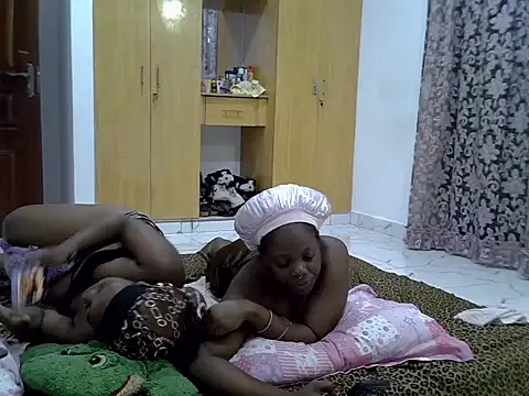 sexybaddies20 Pertunjukan Webcam