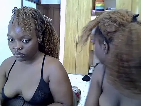 Show webcam de sexybaddies20