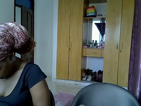 sexybaddies20 webcam show