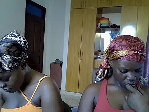sexybaddies20 Webcam-Show