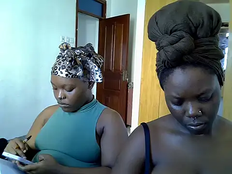 sexybaddies20 Show in webcam