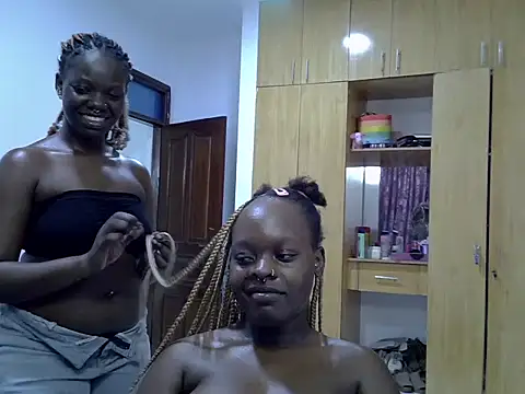 sexybaddies20's Webcam Show