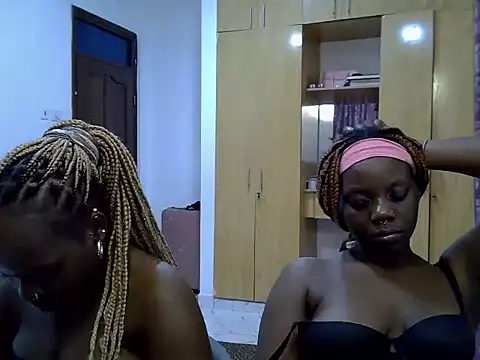 sexybaddies20 webcam show
