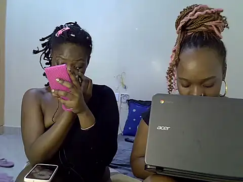 sexybaddies20 Adlı Modelin Web Kamerası Şovu