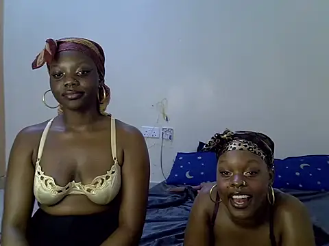 sexybaddies20 Adlı Modelin Web Kamerası Şovu