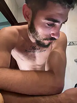 Soysincara12 Show in webcam
