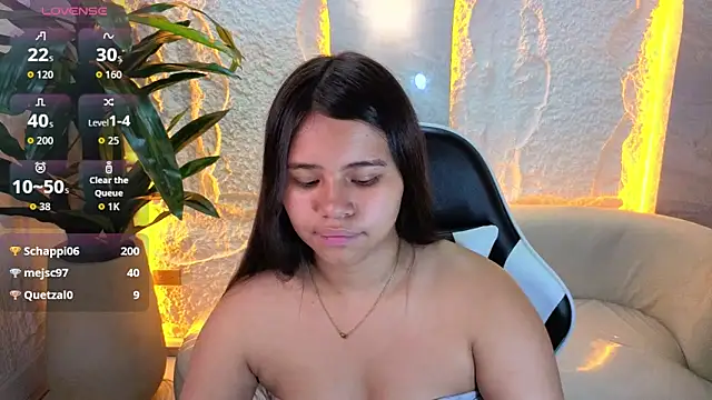 roxan1_tp's Webcam Show