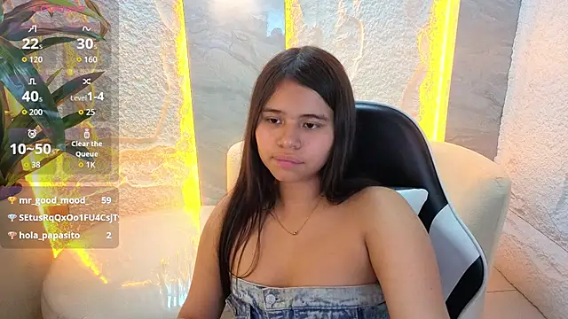 roxan1_tp's Live XXX Chat