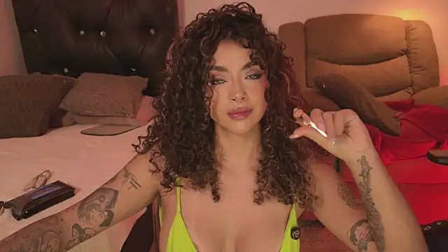 curlyanenth's Live XXX Chat