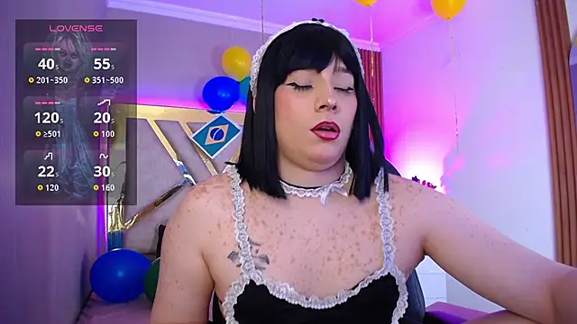 Tiffany_Valentiine: διαδικτυακό σόου στην κάμερα