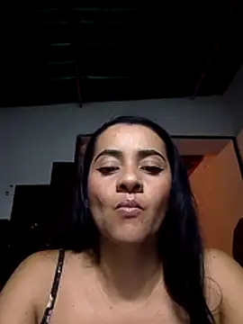 Roxana_soltera Show in webcam