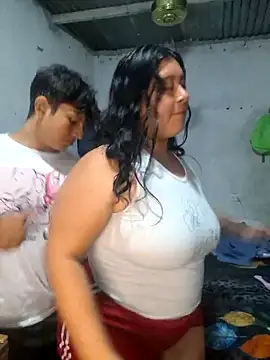 ParejaCurvy20 Webcamshow