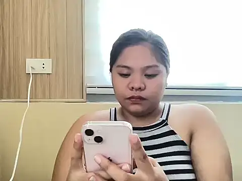 Mysterious_Seraphina Pertunjukan Webcam