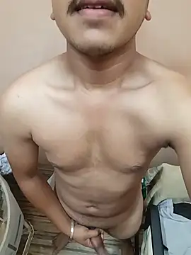 yourbabyboy143 Show Webcam
