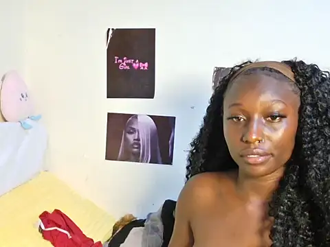 Chat +18 de Aria_ah ao vivo
