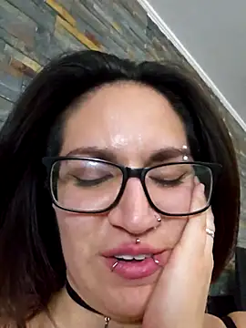 Karengenesisx – Kamerová šou