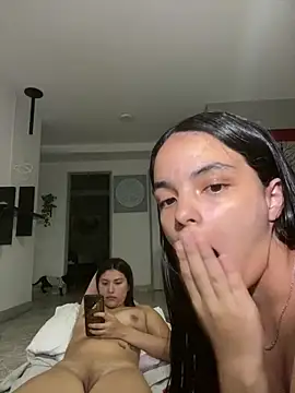 Venusduoxx Show in webcam