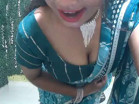 Ruhi_Hotty's Webcam Show