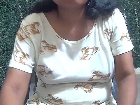 Ruhi_Hotty's Webcam Show