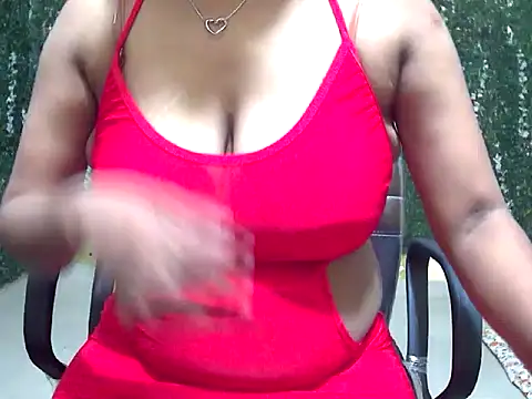 Živá chatovací místnost Ruhi_Hotty