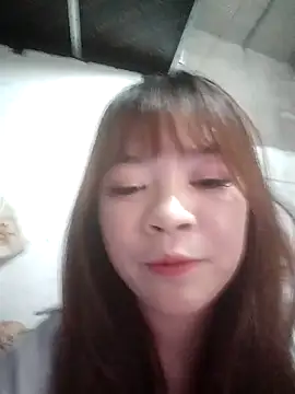 Loleml01 在線直播表演