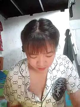 Loleml01 在線直播表演
