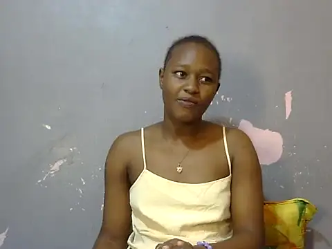 XXX chat uživo modela Petite_Ebony10