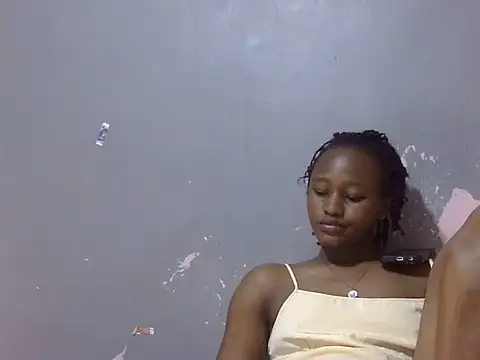 Chat XXX en directo de Petite_Ebony10