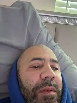 bigdick20101: διαδικτυακό σόου στην κάμερα