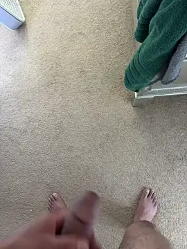 bigdick20101 Show in webcam