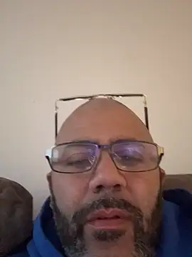 bigdick20101 Show in webcam
