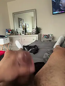 bigdick20101: διαδικτυακό σόου στην κάμερα