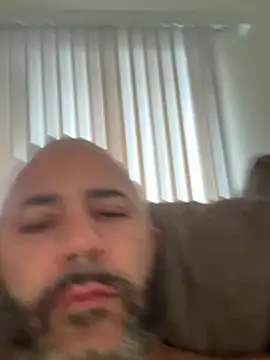 הופעת וובקאם של bigdick20101