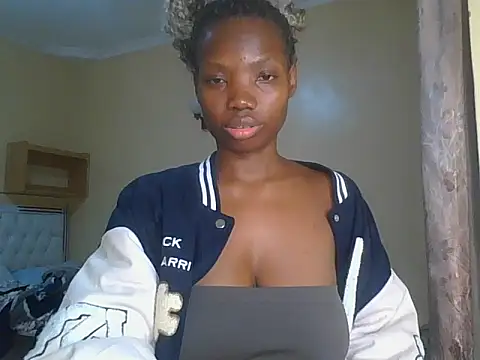 Mariana_150's Webcam Show