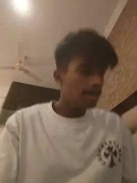singalguy12   网络视讯表演