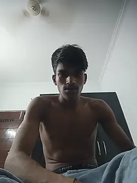 INVISIBL11 ওয়েবক্যাম শো