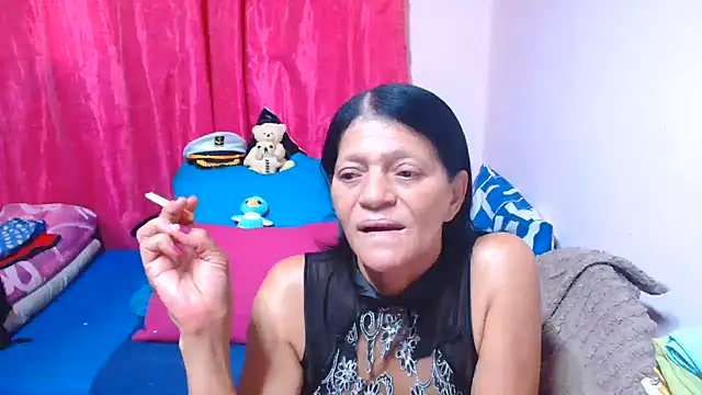 sluttyrox's Webcam Show