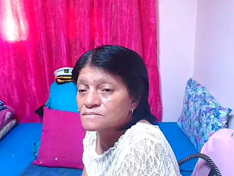 sluttyrox's Webcam Show