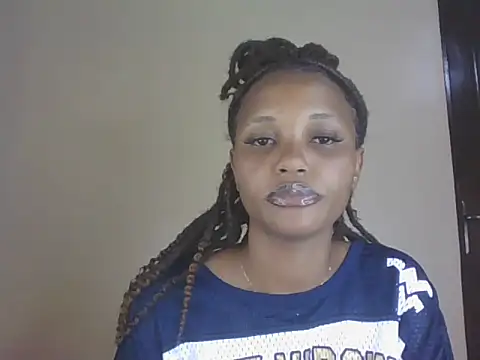 PrettyT5 Webcamshow