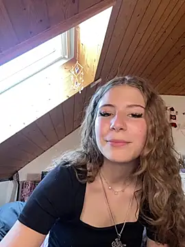 MilaRoseee's Webcam Show