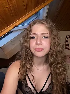 Živý XXX chat MilaRoseee