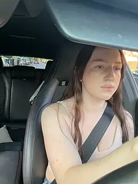 Show modela VivaLolaXO na web-kameri