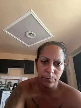 wildfarmbabe's Live XXX Chat
