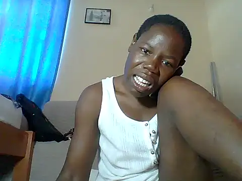 Blacksexyqueen24's Live XXX Chat