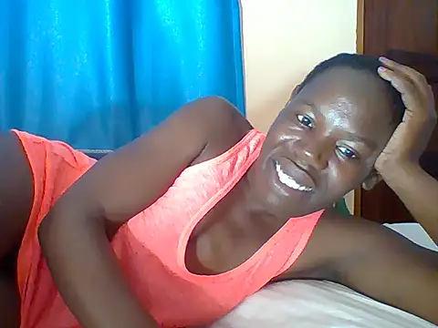 Blacksexyqueen24's Live XXX Chat