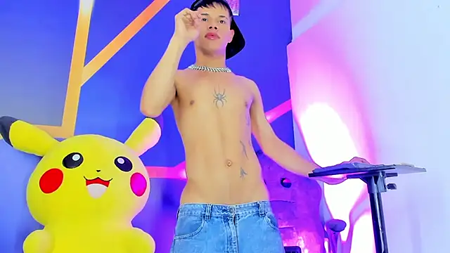 Gregor_oficial Show in webcam