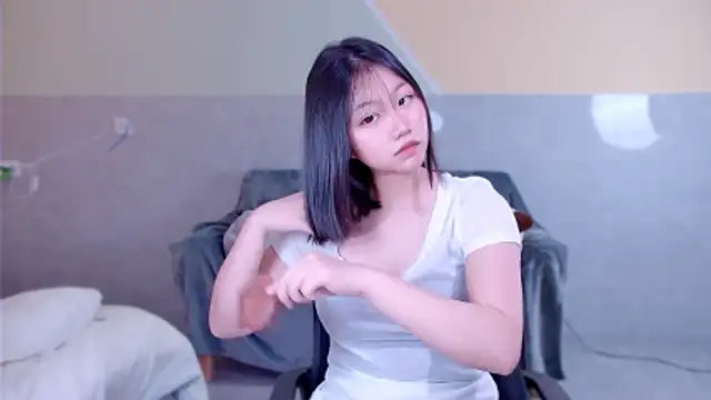 Živý XXX chat YangYang-Ya