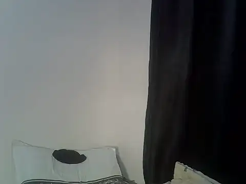 Sala de chat en directo de Luna_en_Gee