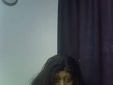 Sala de chat en directo de Luna_en_Gee