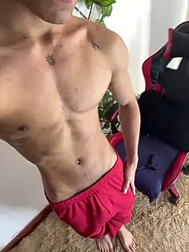 Show modela NelModel1 na web-kameri